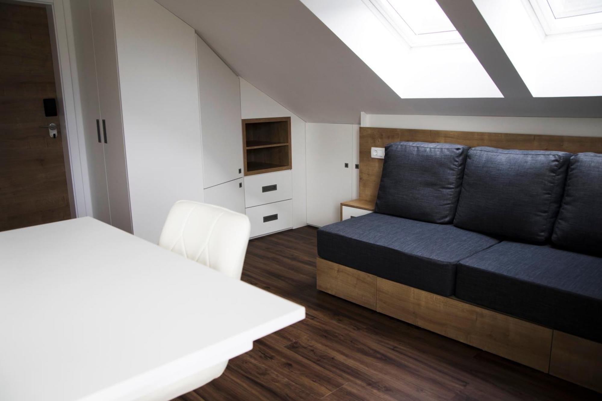 Hotel Gostilna S Prenocisci Pav à Rakek Extérieur photo