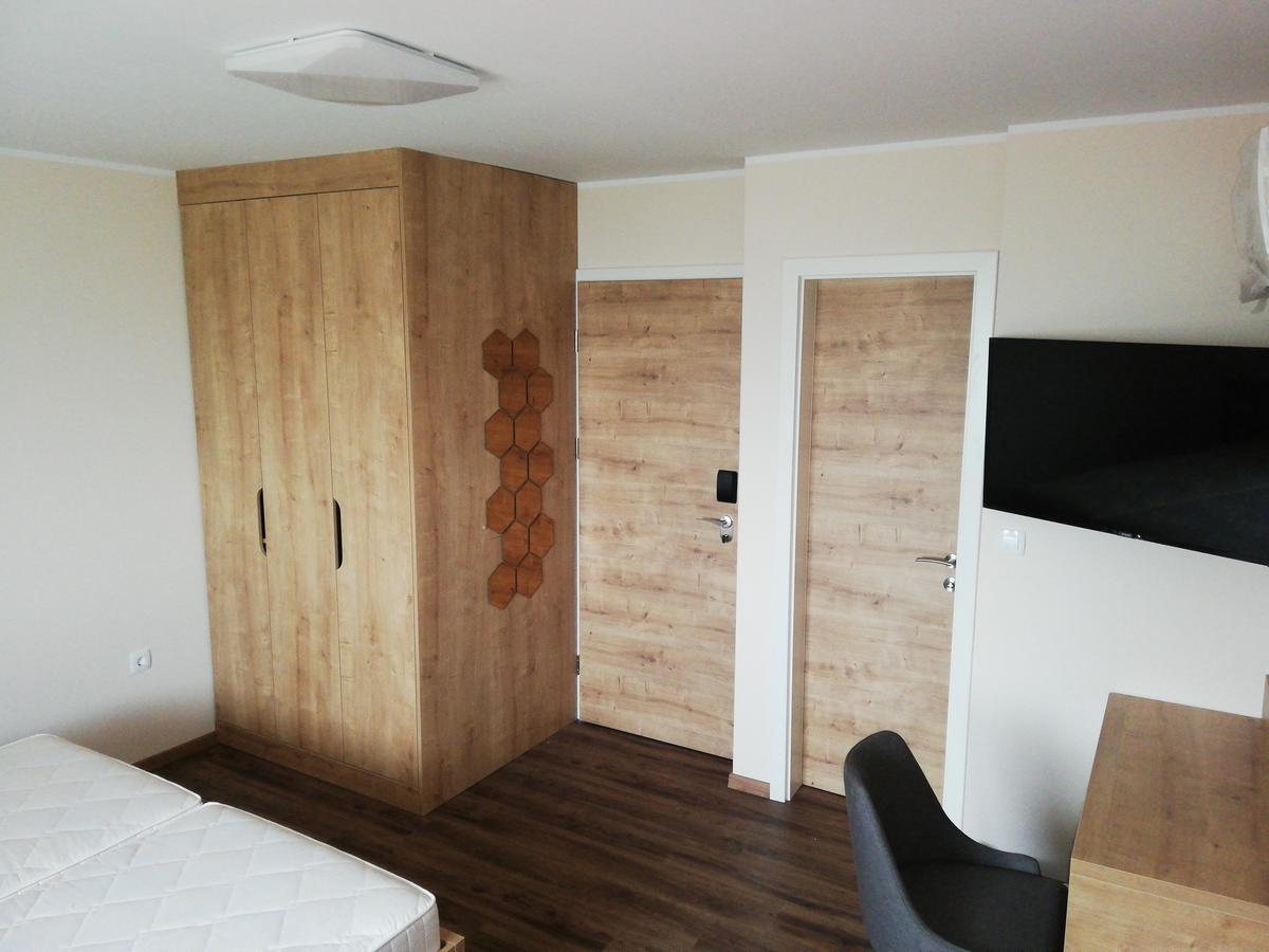 Hotel Gostilna S Prenocisci Pav à Rakek Extérieur photo